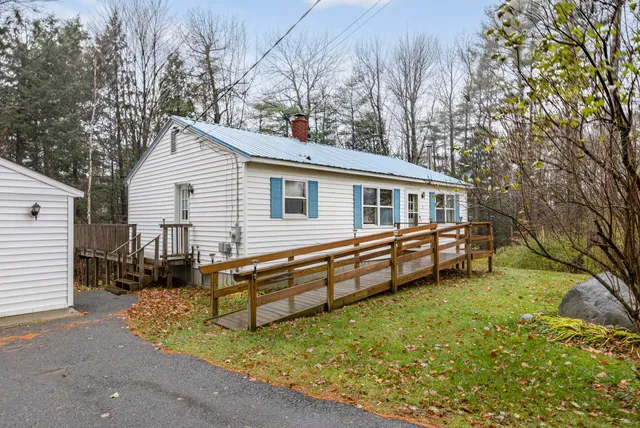 $224,500 | 7 Jodie Avenue, Fairfield, ME 04937