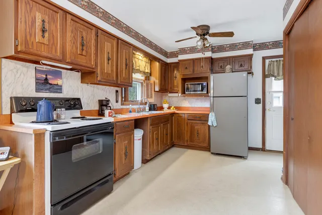 $224,500 | 7 Jodie Avenue, Fairfield, ME 04937