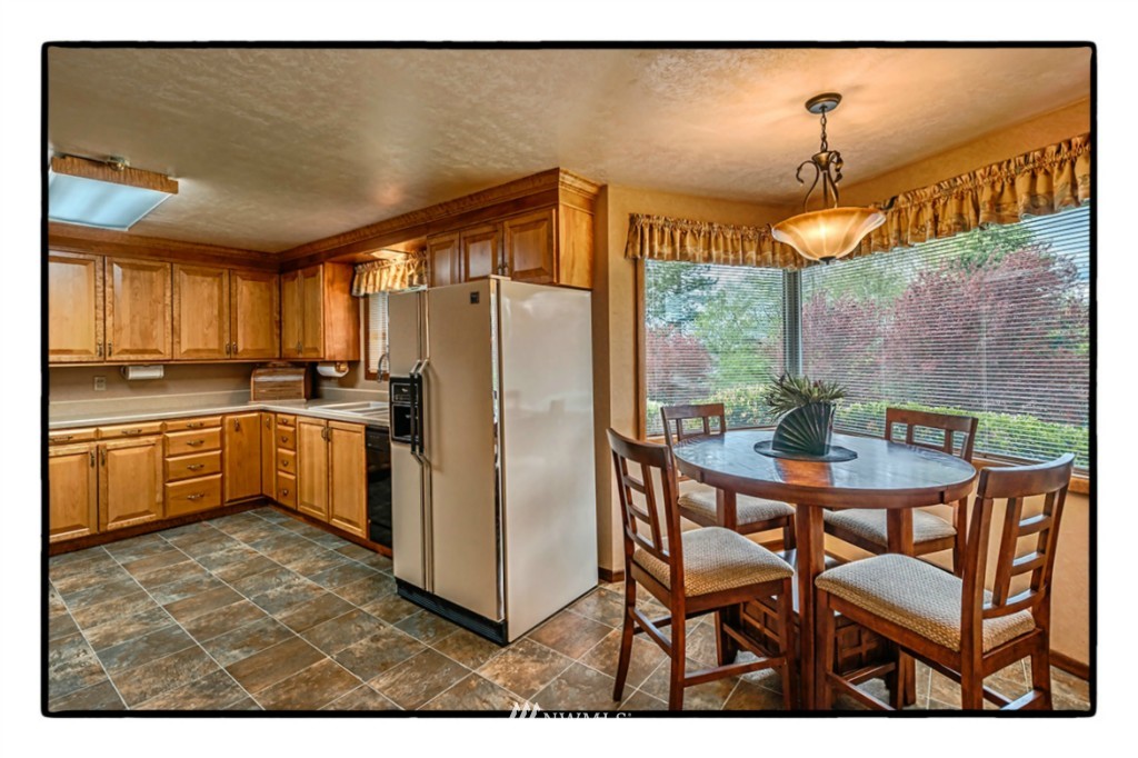 2726 North Laventure Road Mount Vernon, WA 98273 - Photo 4 of 19 Gallery Image 4