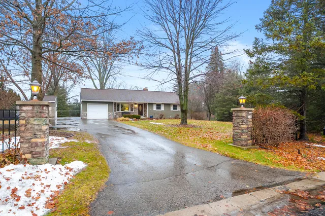 $250,000 | 7775 North 34th Street, Richland, MI 49083