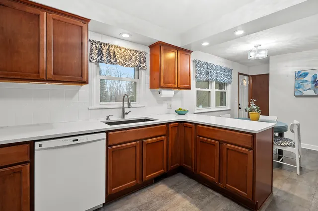 $250,000 | 7775 North 34th Street, Richland, MI 49083