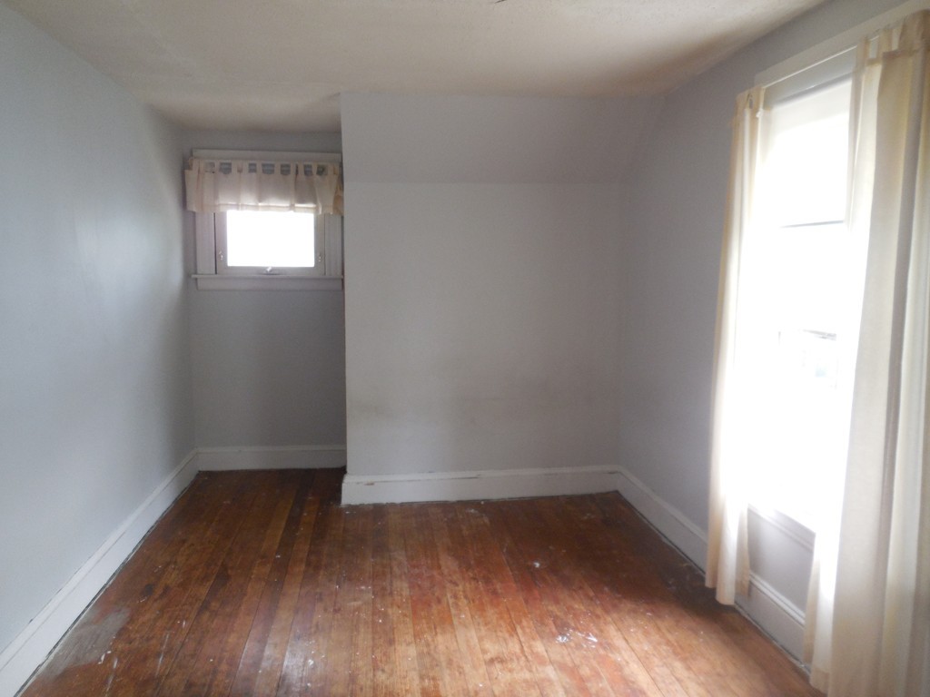 102 Hastings Street Springfield, MA 01104 - Photo 9 of 11 Gallery Image 9