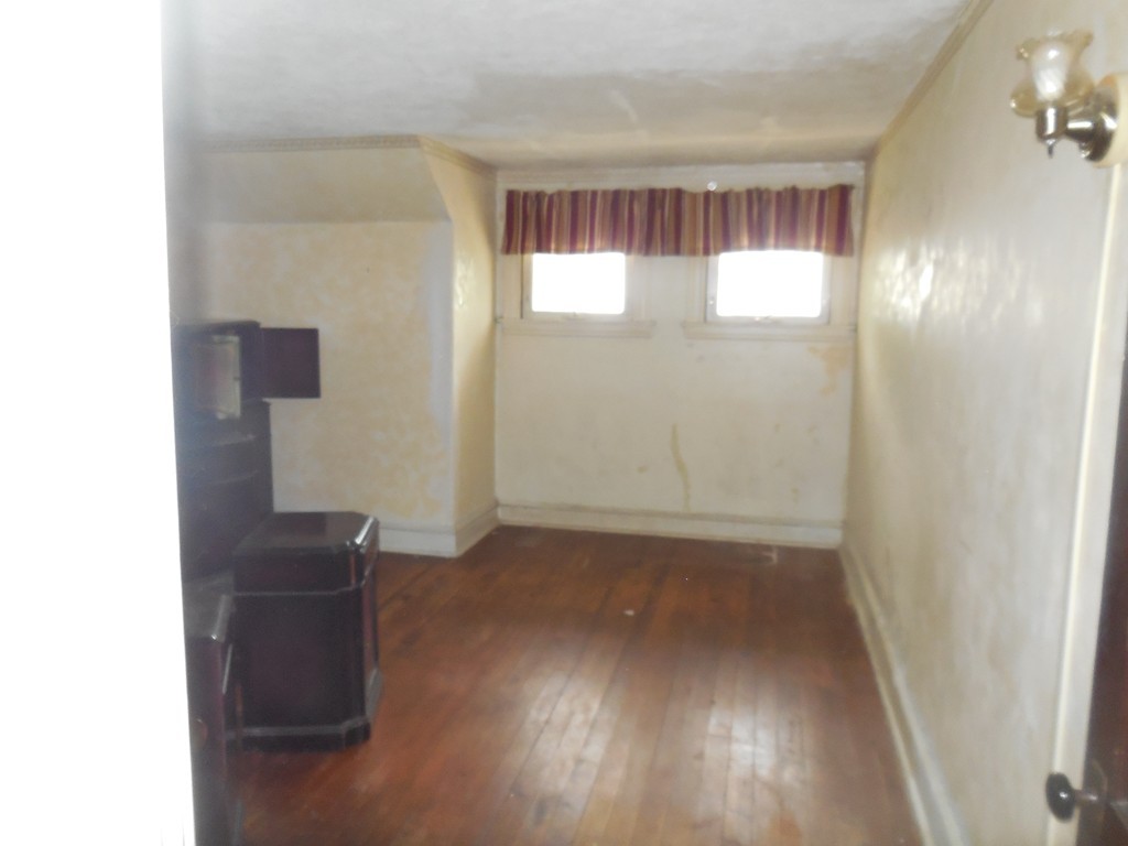102 Hastings Street Springfield, MA 01104 - Photo 10 of 11 Gallery Image 10