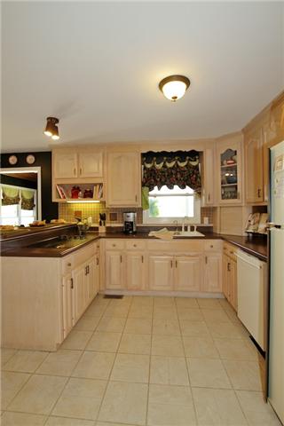 2237 Pleasant View Road Pleasant View, TN 37146 - Photo 16 of 20 ANOTHER KITCHEN VIEW
