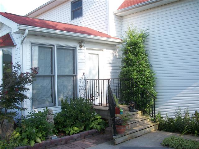 2237 Pleasant View Road Pleasant View, TN 37146 - Photo 7 of 20 Patio/Sunroom