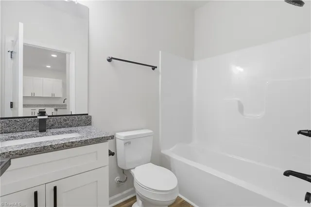 $255,900 | 522 North Beaumont Avenue, Burlington, NC 27217