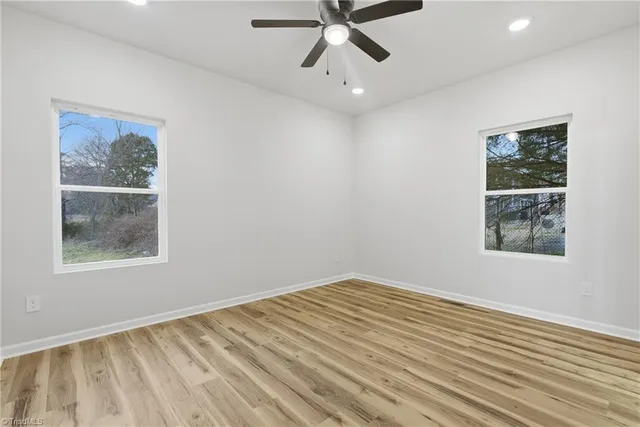 $255,900 | 522 North Beaumont Avenue, Burlington, NC 27217