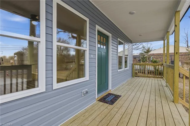 $255,900 | 522 North Beaumont Avenue, Burlington, NC 27217