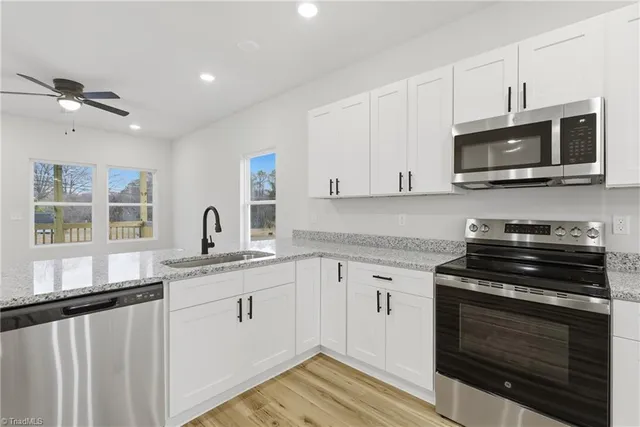 $255,900 | 522 North Beaumont Avenue, Burlington, NC 27217