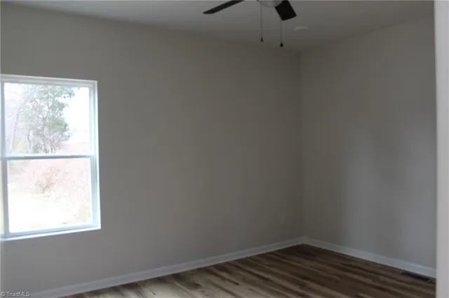 $255,900 | 522 North Beaumont Avenue, Burlington, NC 27217