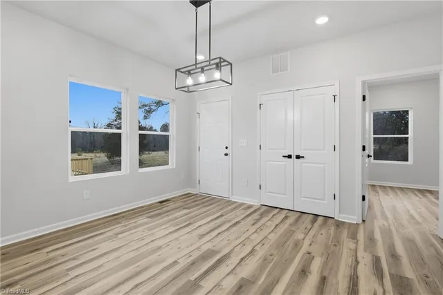 $255,900 | 522 North Beaumont Avenue, Burlington, NC 27217