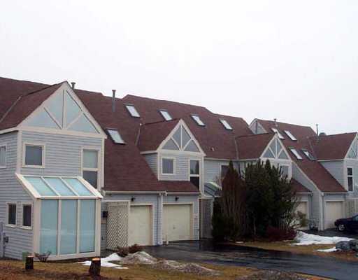 15 Hammersmith Road, Unit 13 Newport, RI 02840 - Photo 1 of 1 Exterior Front.