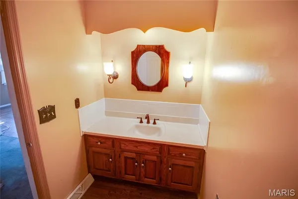 $289,900 | 1707 Cordell Court, Godfrey, IL 62035