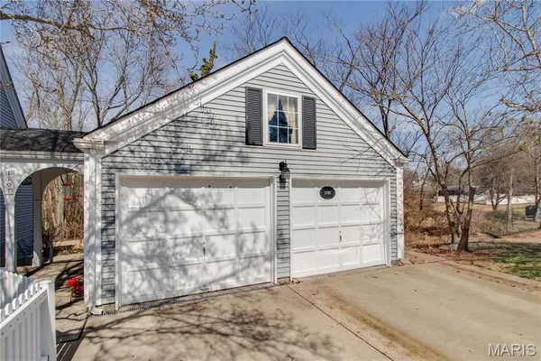 $289,900 | 1707 Cordell Court, Godfrey, IL 62035