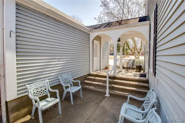 $289,900 | 1707 Cordell Court, Godfrey, IL 62035