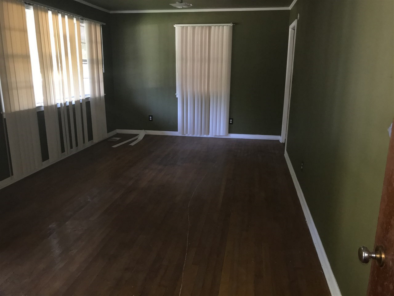 317 Springfield Circle Jackson, MS 39209 - Photo 3 of 13 Photo 3