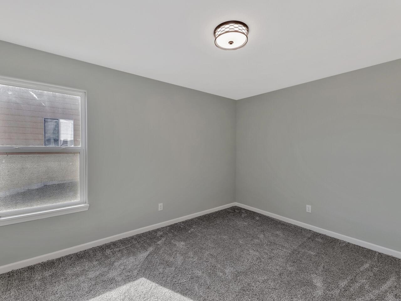 5518 South Victoria Court Wichita, KS 67216 - Photo 13 of 35