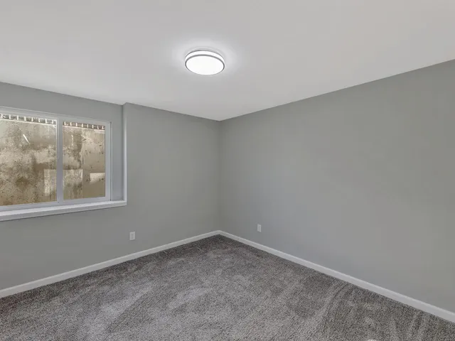 $260,000 | 5518 South Victoria Court, Wichita, KS 67216