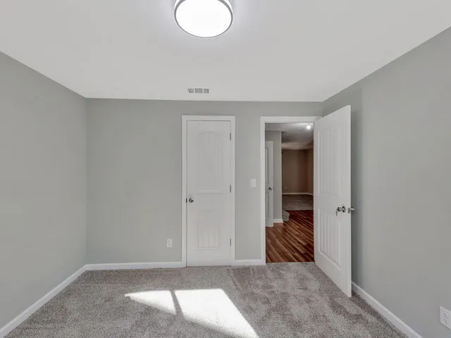 $260,000 | 5518 South Victoria Court, Wichita, KS 67216