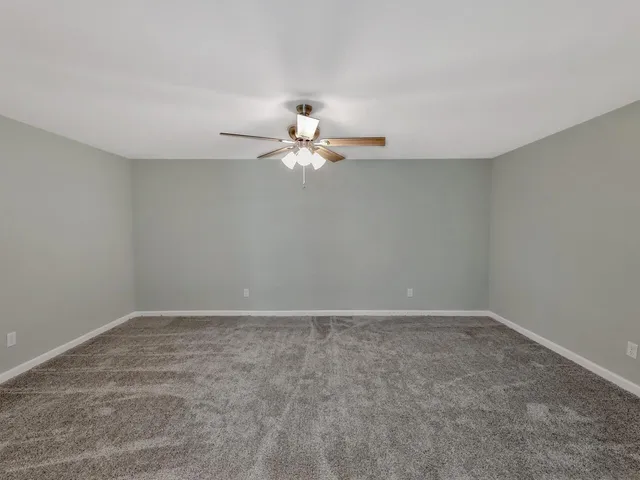 $260,000 | 5518 South Victoria Court, Wichita, KS 67216