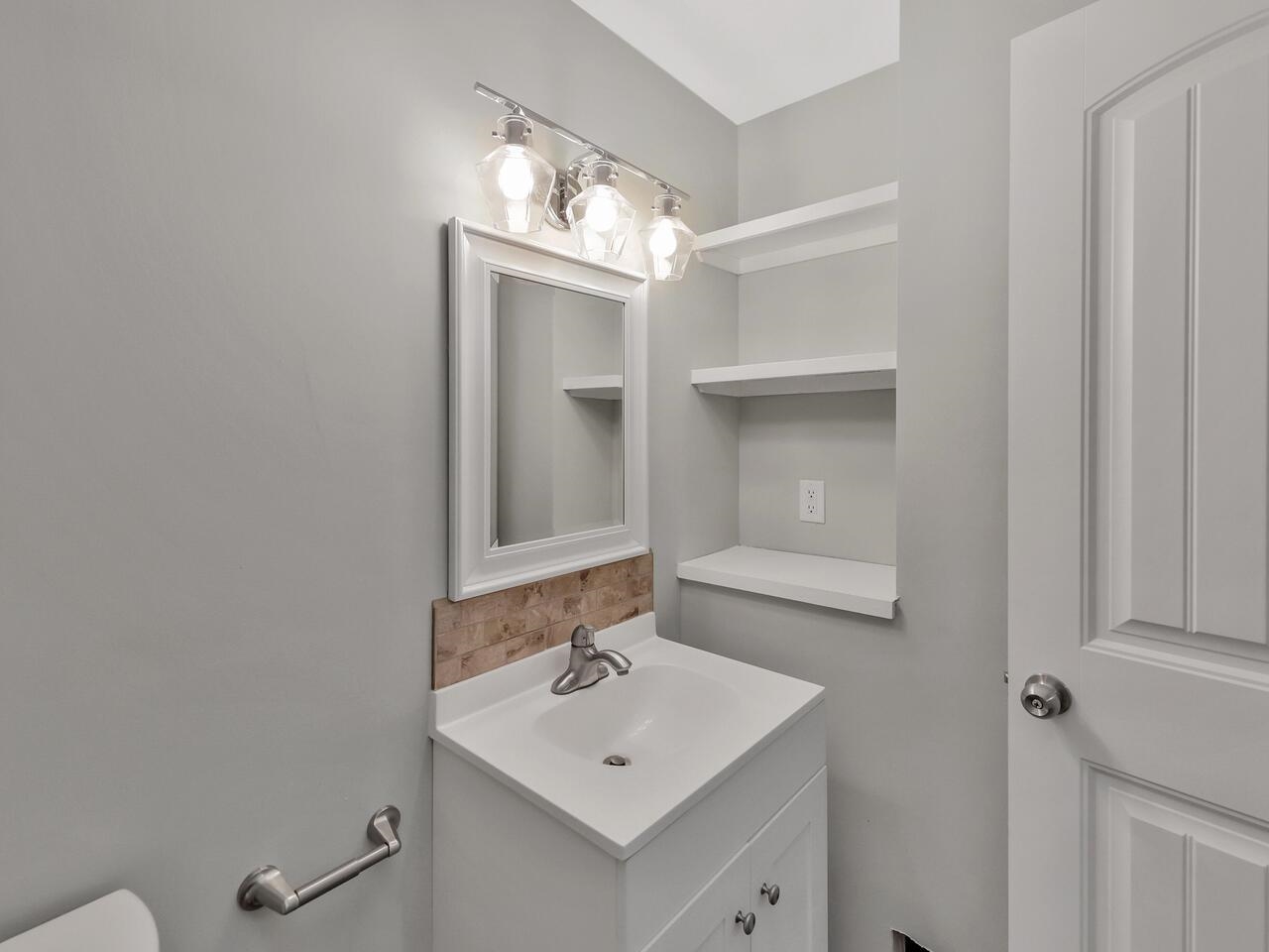 5518 South Victoria Court Wichita, KS 67216 - Photo 30 of 35