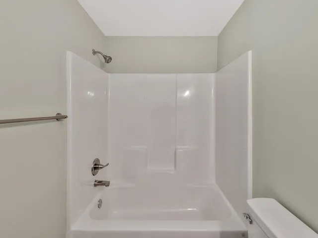 $260,000 | 5518 South Victoria Court, Wichita, KS 67216