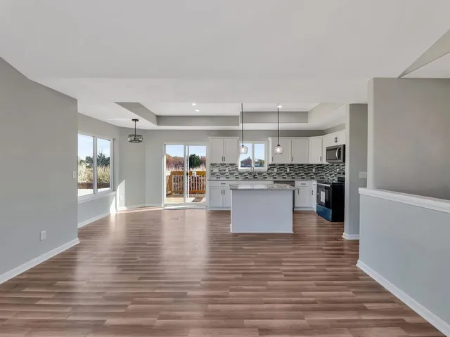 $260,000 | 5518 South Victoria Court, Wichita, KS 67216