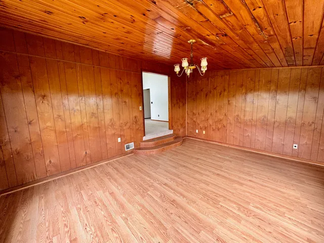 $219,000 | 1039 Old Martha Washington Road, Clarkrange, TN 38553