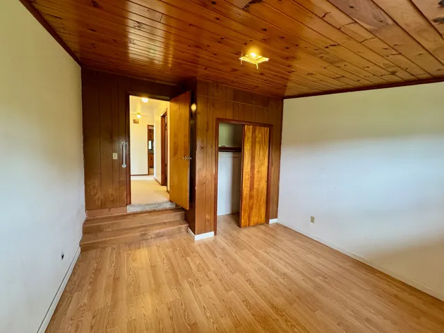 $219,000 | 1039 Old Martha Washington Road, Clarkrange, TN 38553