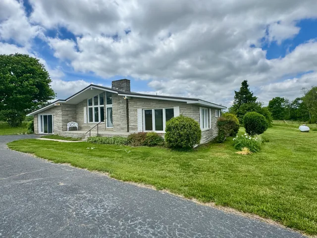 $219,000 | 1039 Old Martha Washington Road, Clarkrange, TN 38553