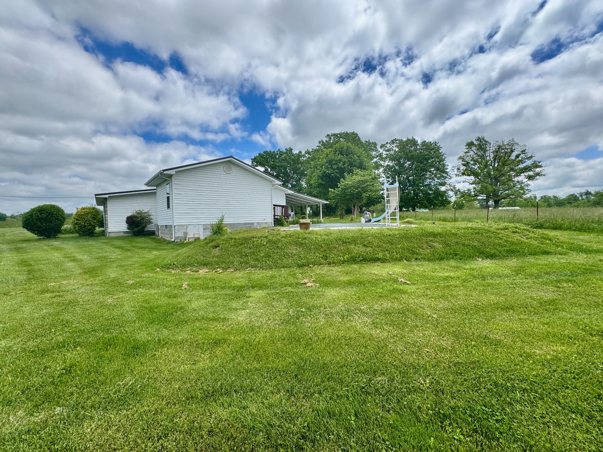 1039 Old Martha Washington Road Clarkrange, TN 38553 - Photo 7 of 49