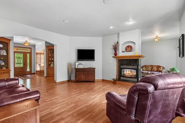 $724,900 | 6149 Kawula Lane, Sobieski, WI 54171