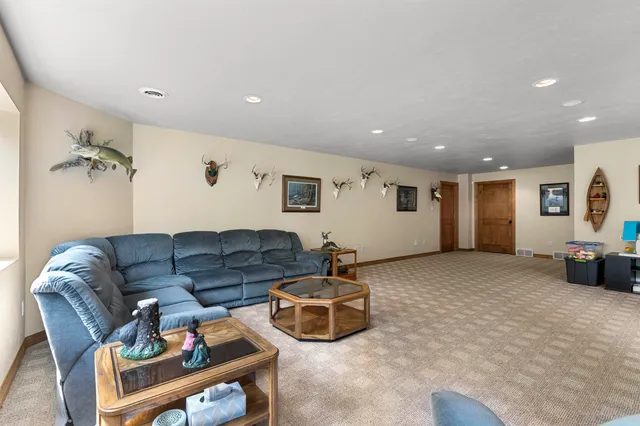 $724,900 | 6149 Kawula Lane, Sobieski, WI 54171