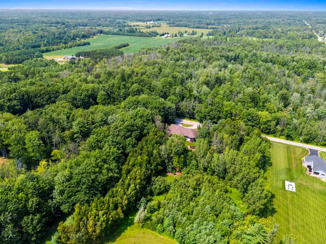 $724,900 | 6149 Kawula Lane, Sobieski, WI 54171