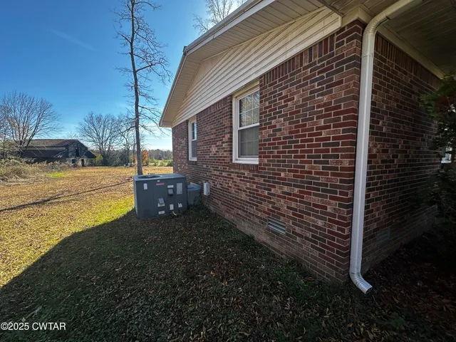 $199,000 | 1705 Highway 100, Decaturville, TN 38329