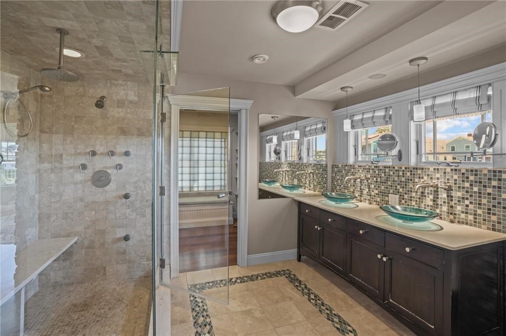 74 Bayberry Road Narragansett, RI 02882 - Photo 26 of 48 Gallery Image 26