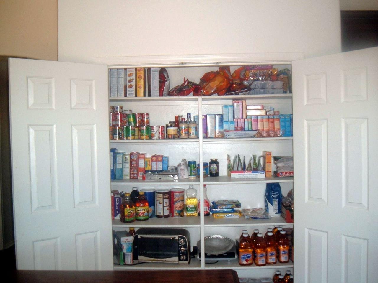 9861 Barley Road Florence, AZ 85132 - Photo 16 of 20 Huge Pantry