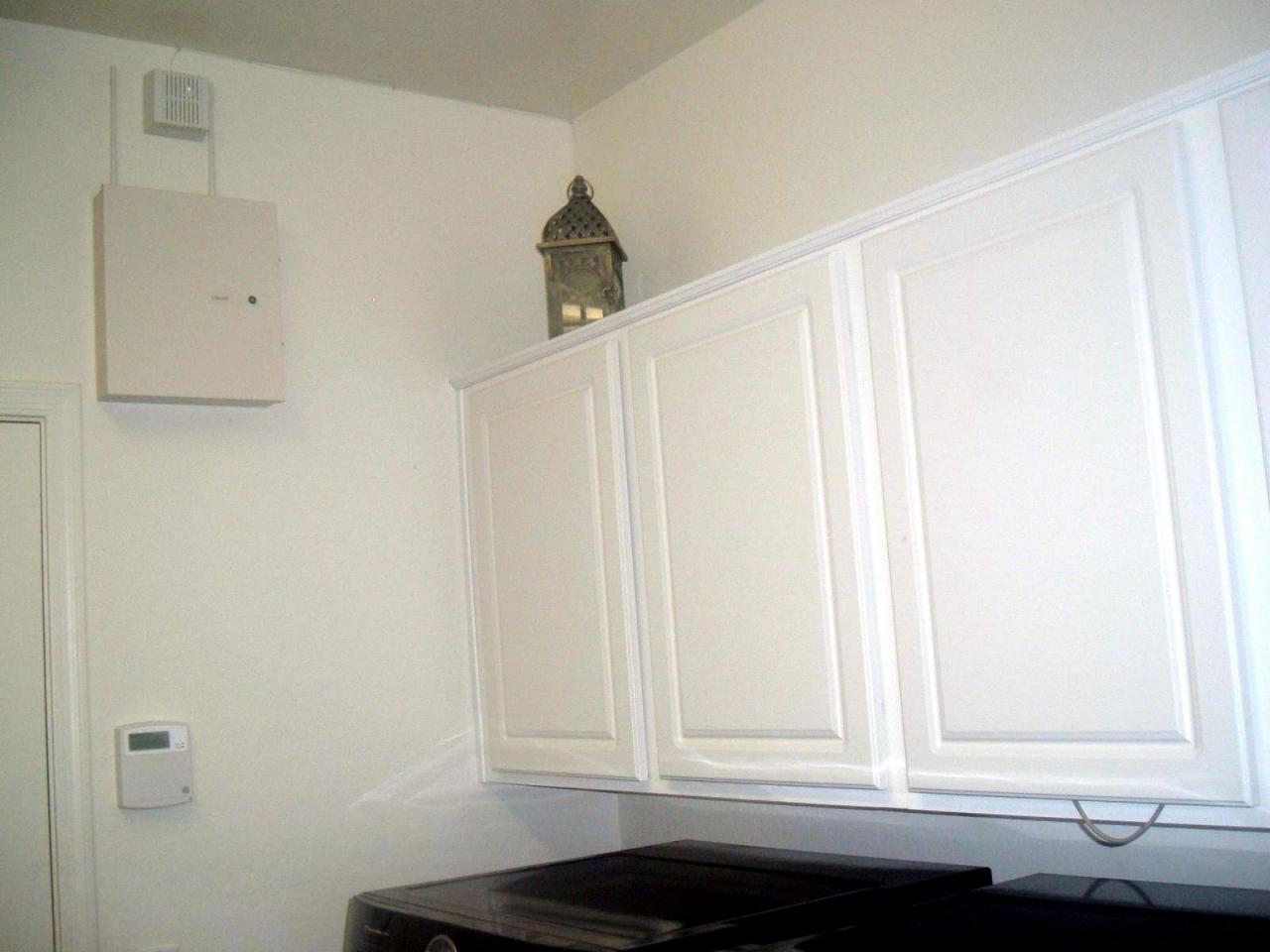 9861 Barley Road Florence, AZ 85132 - Photo 19 of 20 Laundry Rm cabinets