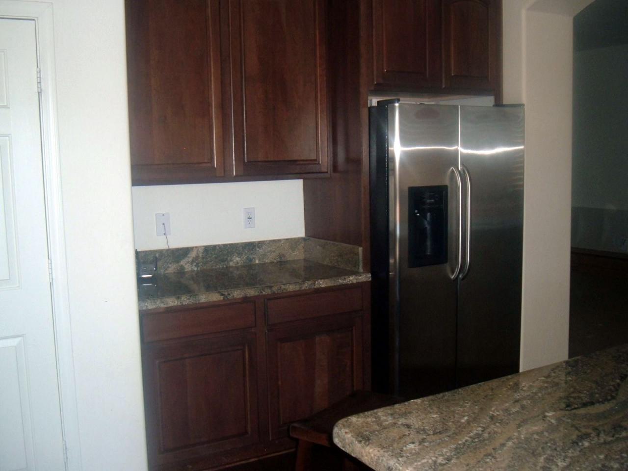 9861 Barley Road Florence, AZ 85132 - Photo 4 of 20 Kitchen 3