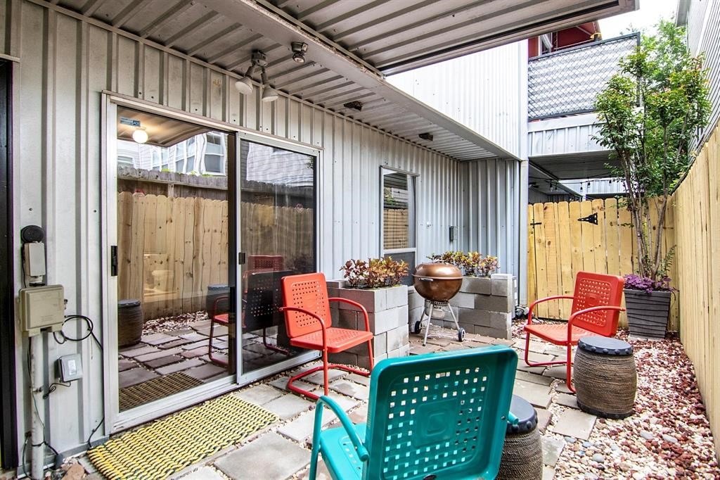 6138 Grand Boulevard Houston, TX 77021 - Photo 24 of 35 Staged