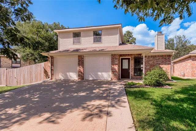 $249,900 | 2418 Settlers Way, Huntsville, TX 77320