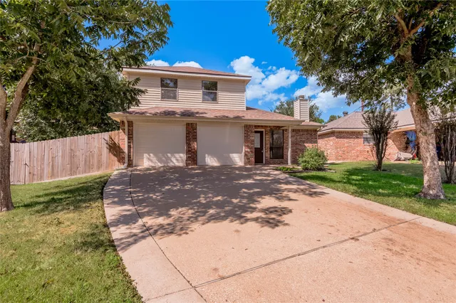 $249,900 | 2418 Settlers Way, Huntsville, TX 77320