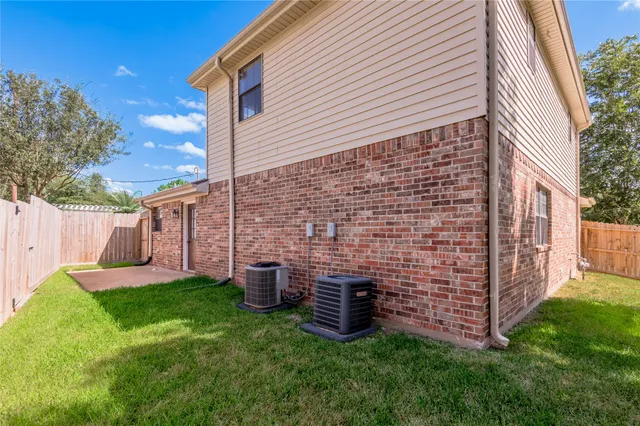 $249,900 | 2418 Settlers Way, Huntsville, TX 77320