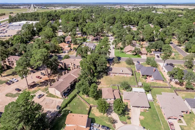 $249,900 | 2418 Settlers Way, Huntsville, TX 77320