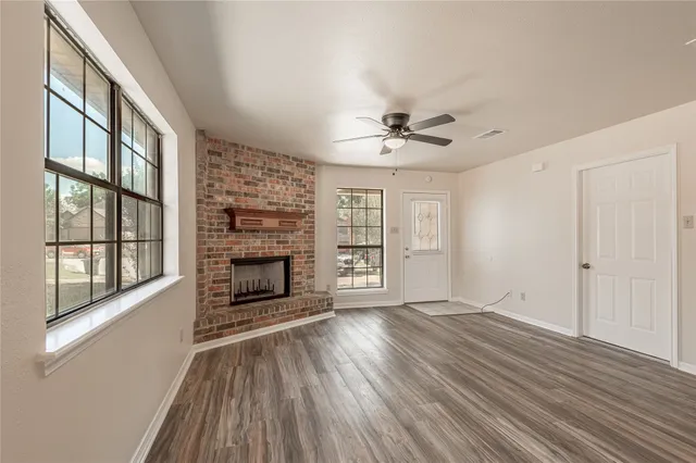 $249,900 | 2418 Settlers Way, Huntsville, TX 77320