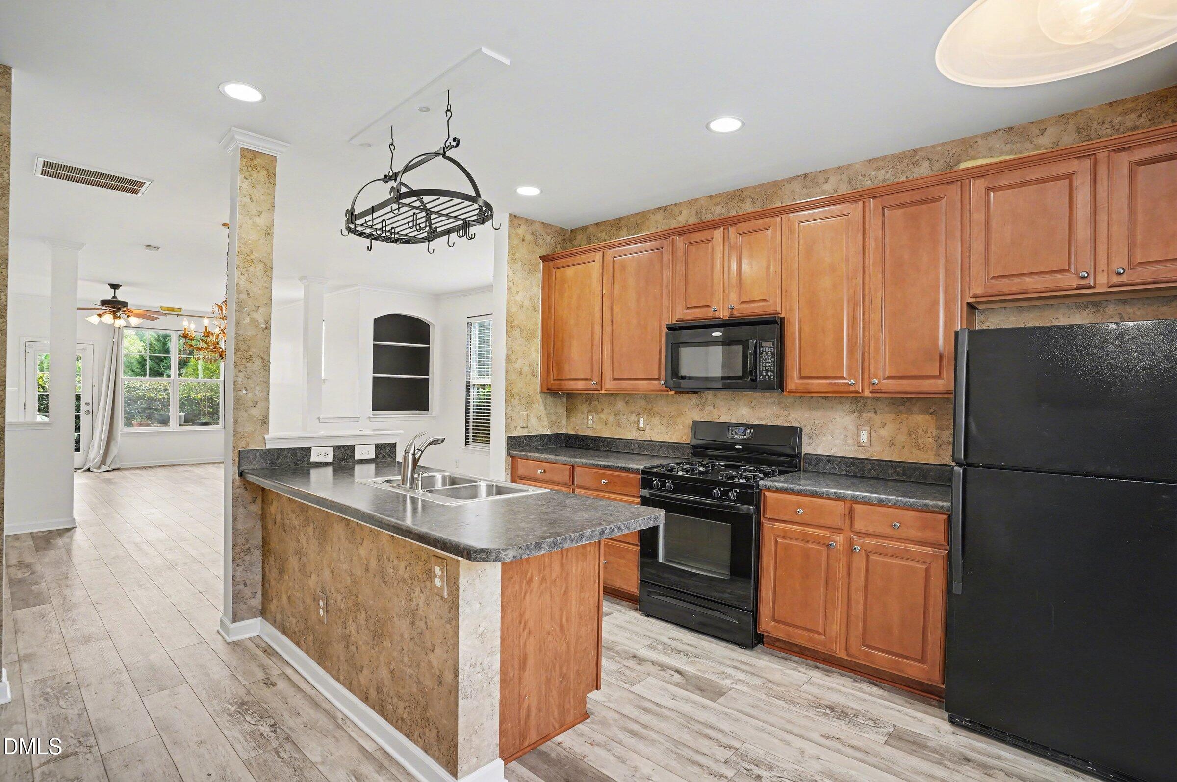 4602 Peyton Hall Way Raleigh, NC 27604 - Photo 15 of 34 013_file_5396