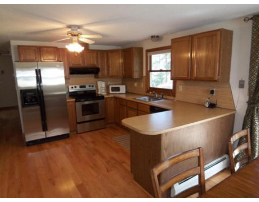 32 Oak Knoll Road Natick, MA 01760 - Photo 2 of 9 Gallery Image 2
