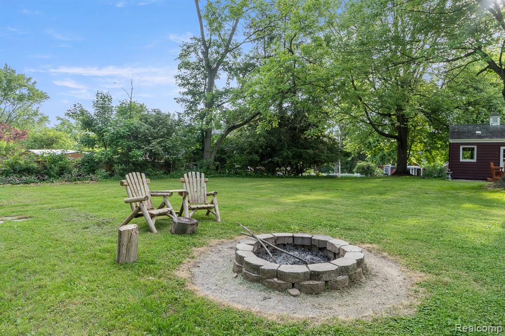 3511 Roosevelt Road Jackson, MI 49203 - Photo 30 of 67