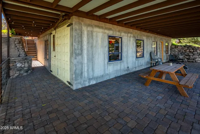 $880,000 | 100 Dundee Avenue, Jerome, AZ 86331