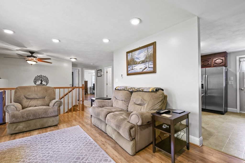 78 Ellis Road Southbridge, MA 01550 - Photo 4 of 31 Gallery Image 4